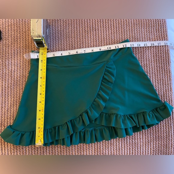 Cute 2-pc Outfit - Picture 10 of 11